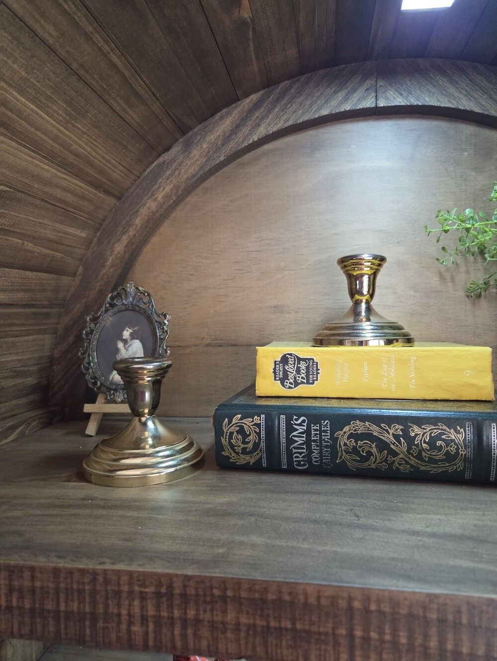 Vintage Metal Pair Of Taper Candlestick Holders - Picture 2 of 7